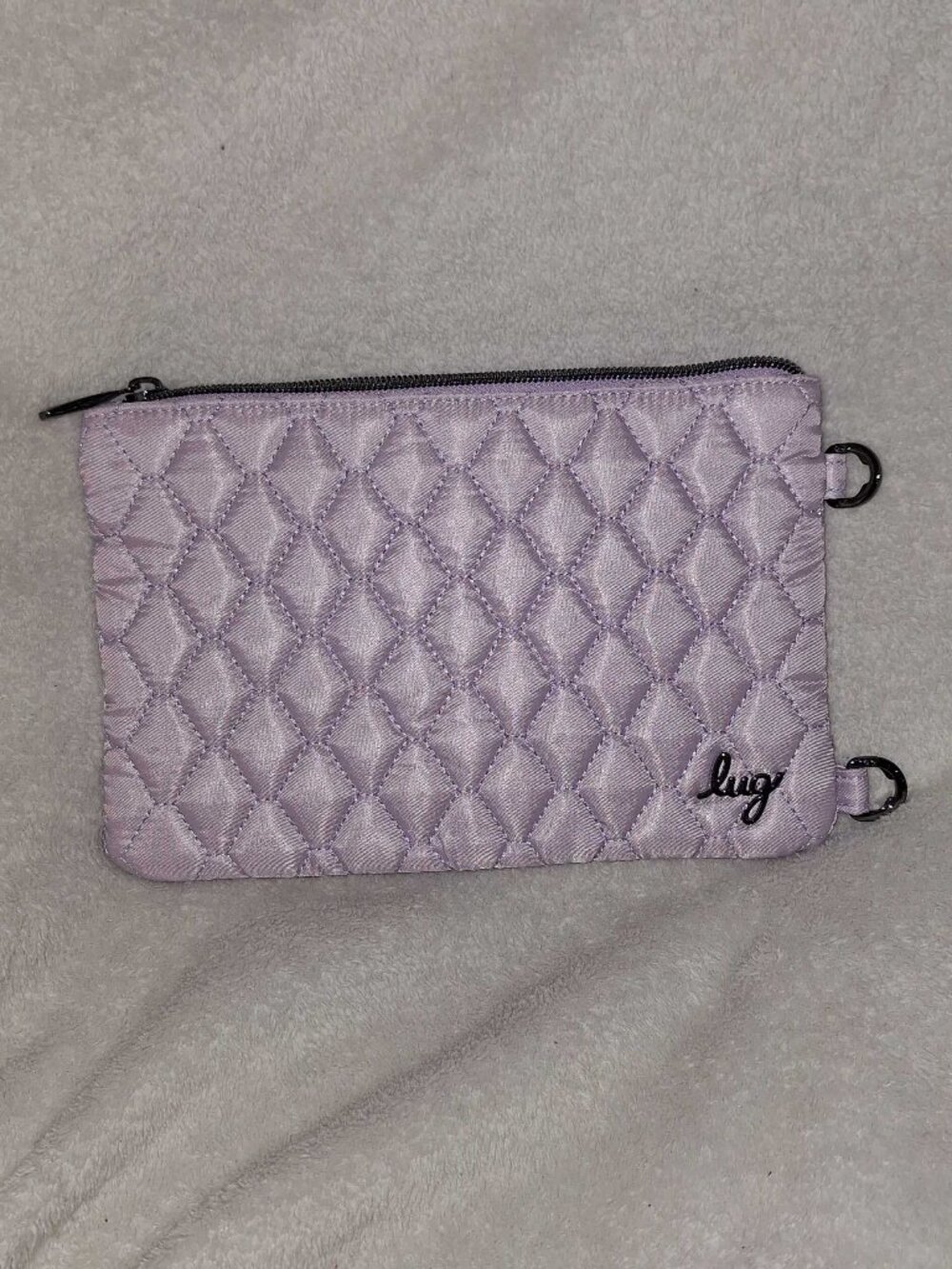 Lug Peekaboo
